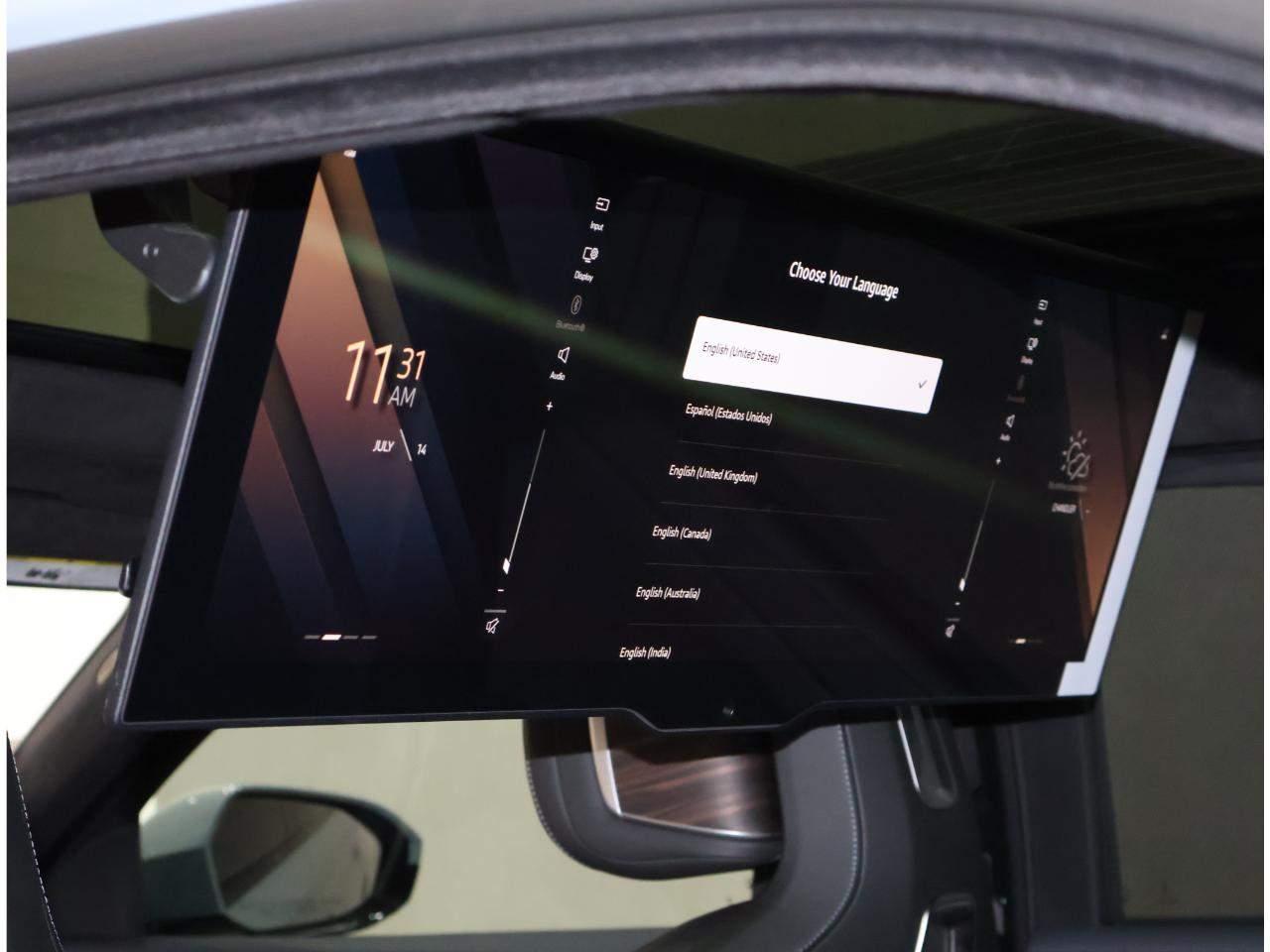 2026 BMW 7 Series 760i - Photo 17