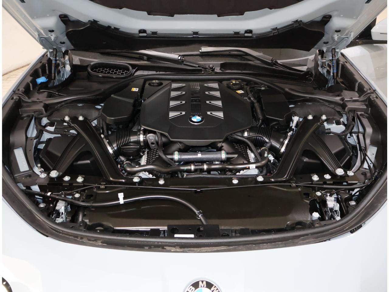 2026 BMW 7 Series 760i - Photo 24