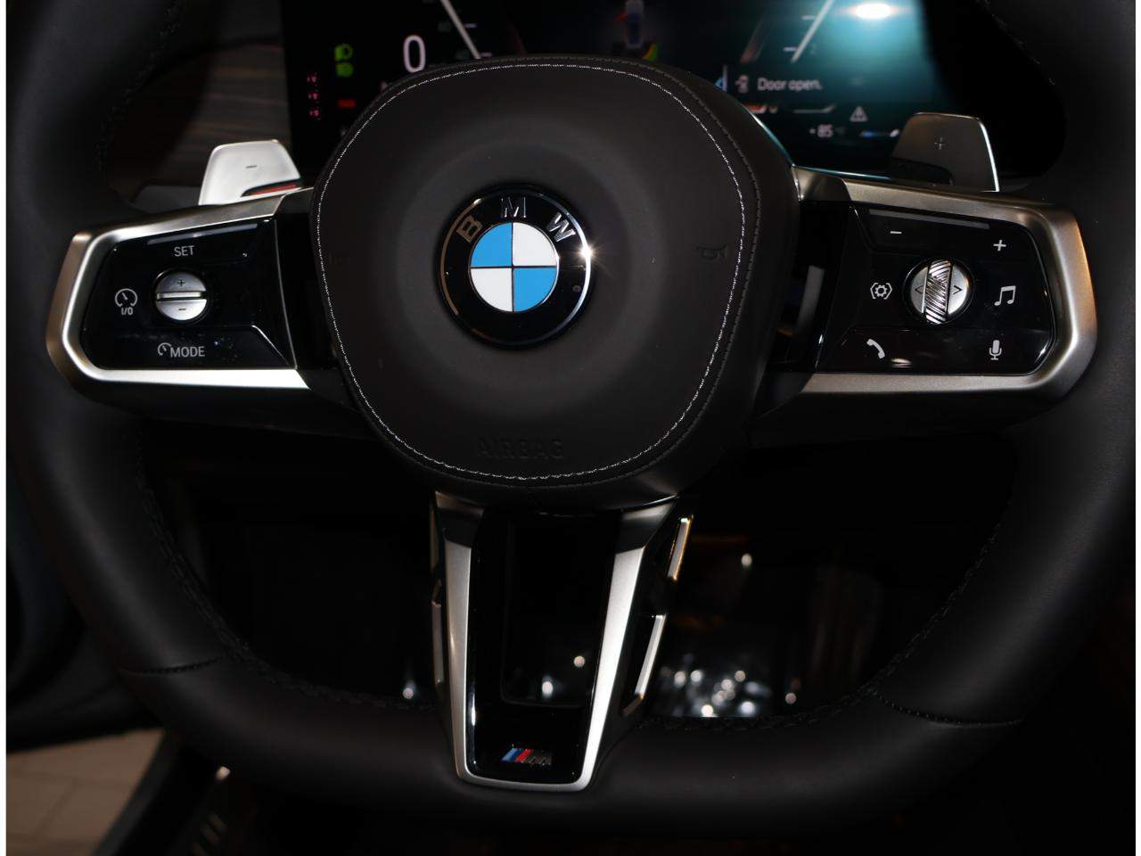 2026 BMW 7 Series 760i - Photo 22