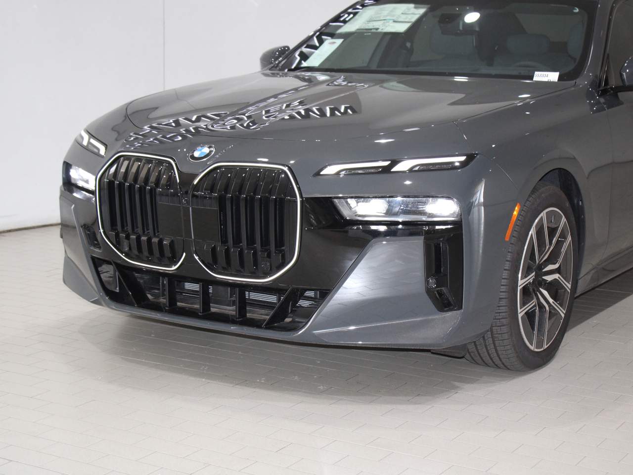 2025 BMW 7-Series 760i xDrive Sedan