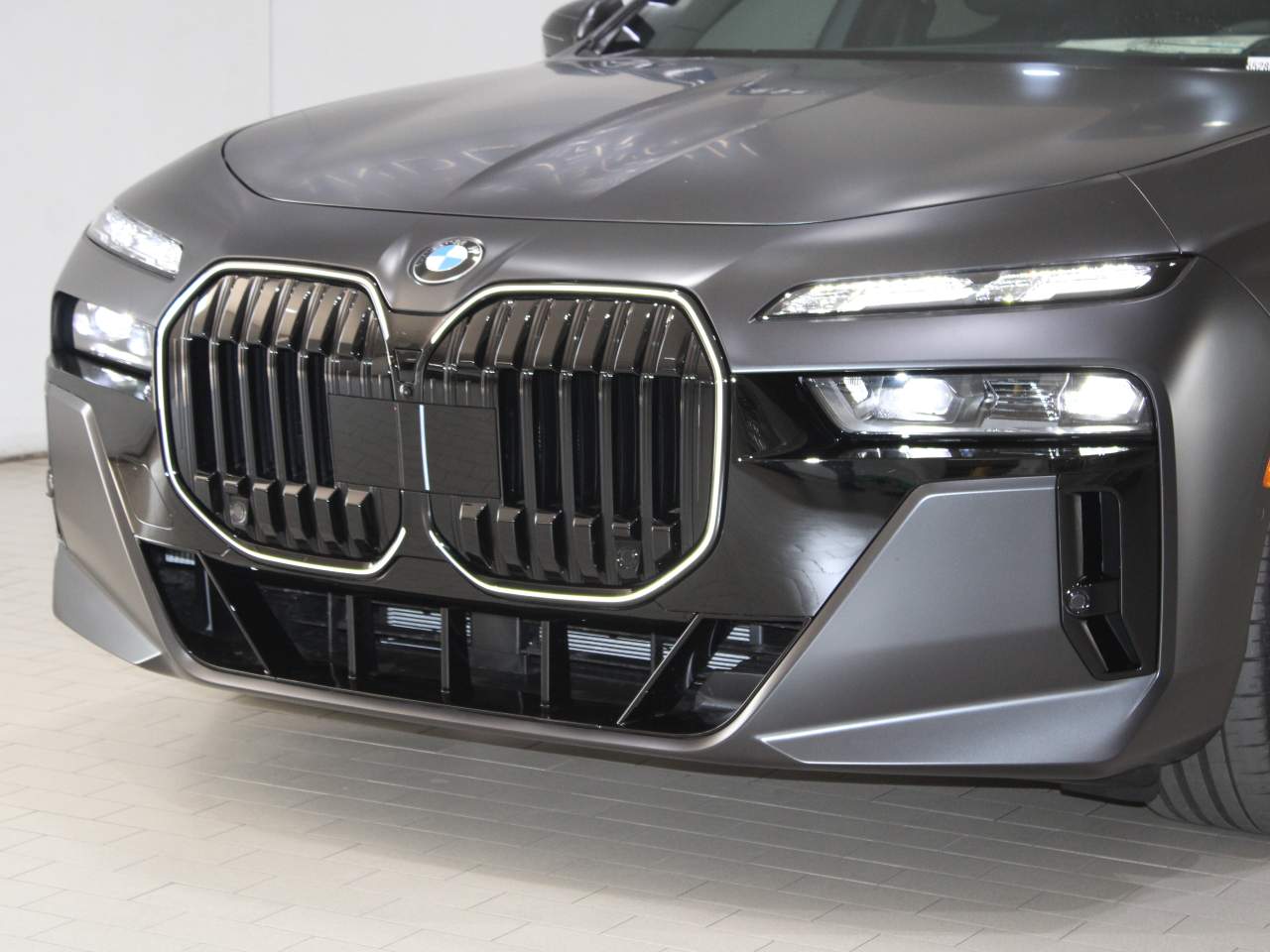 2025 BMW 7-Series 760i xDrive Sedan