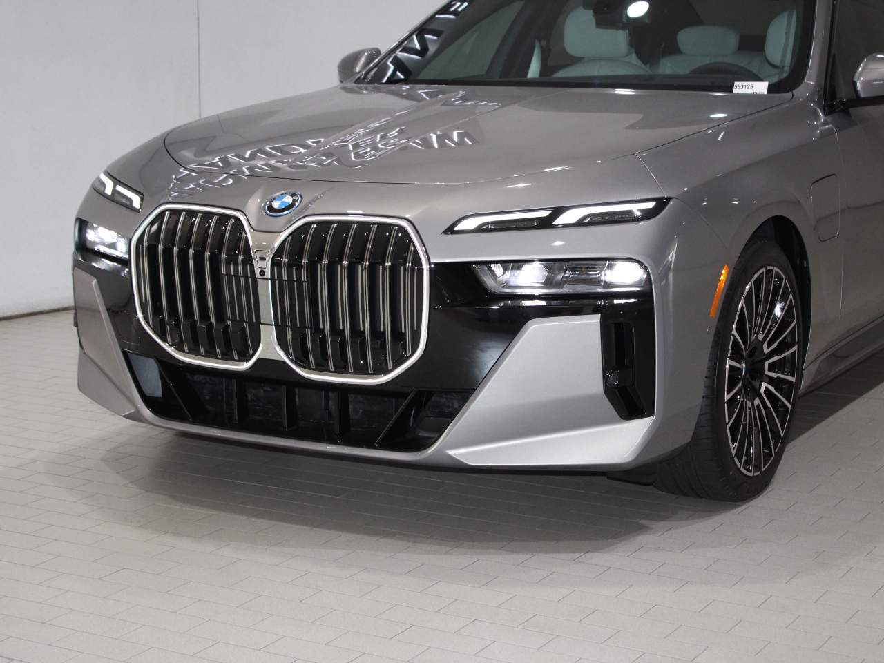 2026 BMW 7-Series 750e xDrive Sedan