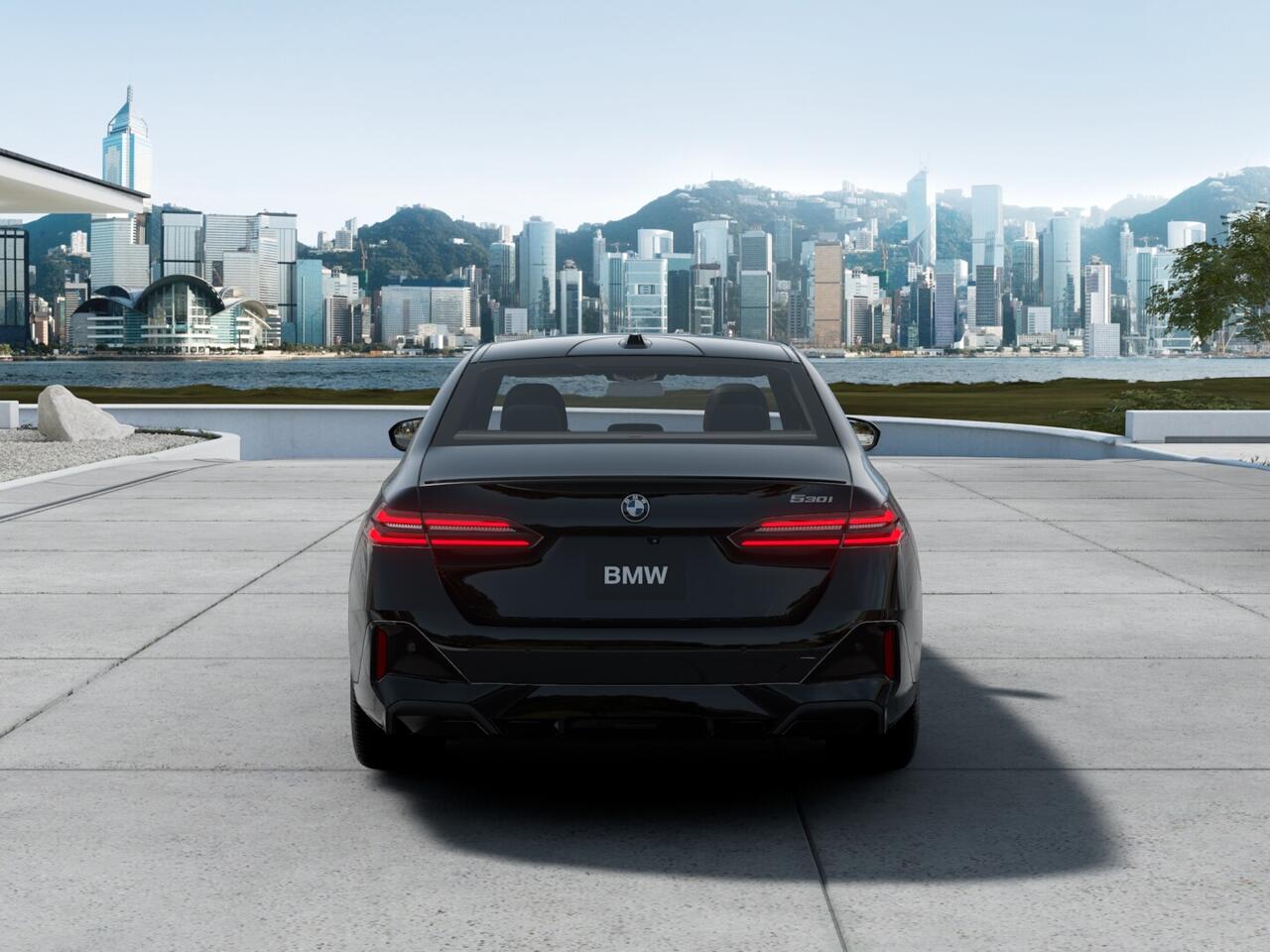 2026 BMW 5 Series 530i