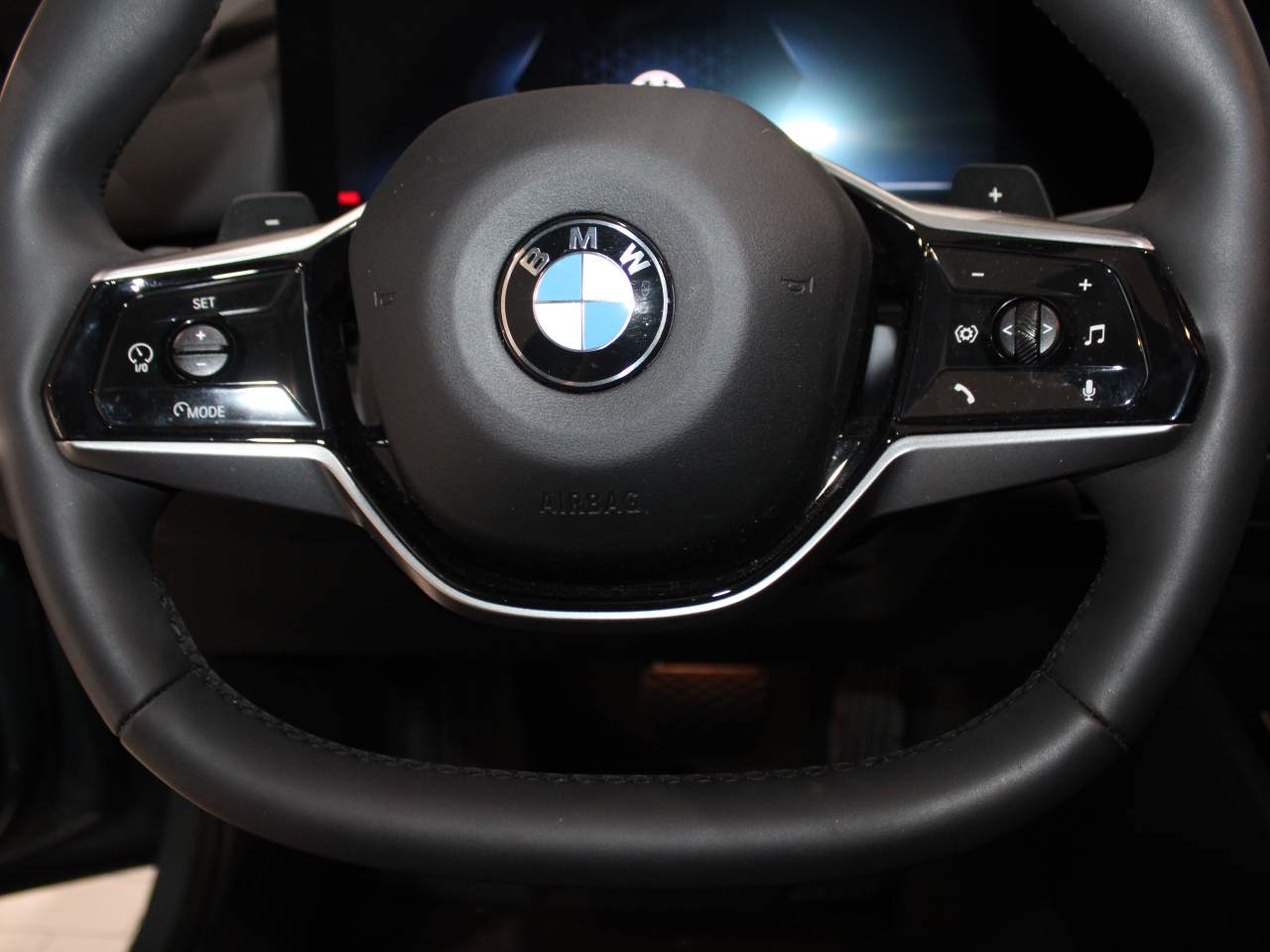 2024 BMW 5-Series 530i