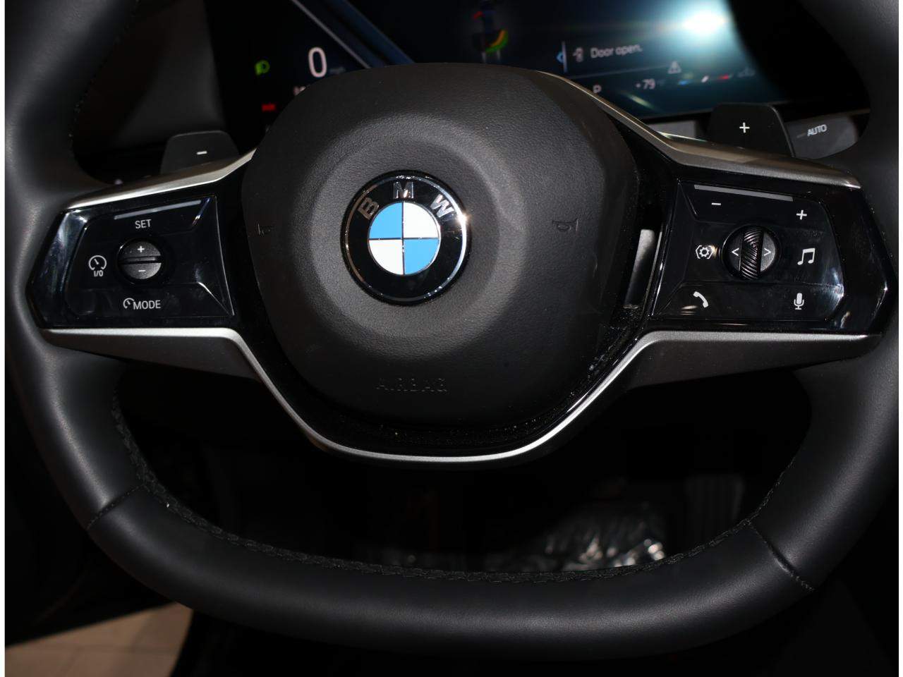 2025 BMW 5 Series 530i - Photo 21
