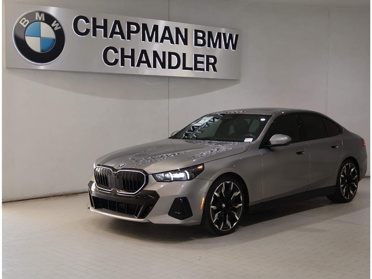2024 BMW 5-Series 530i