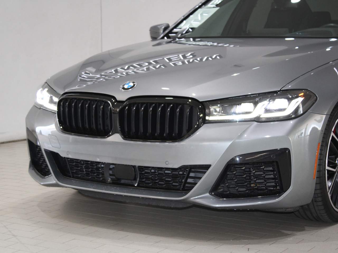 2023 BMW 5-Series 540i