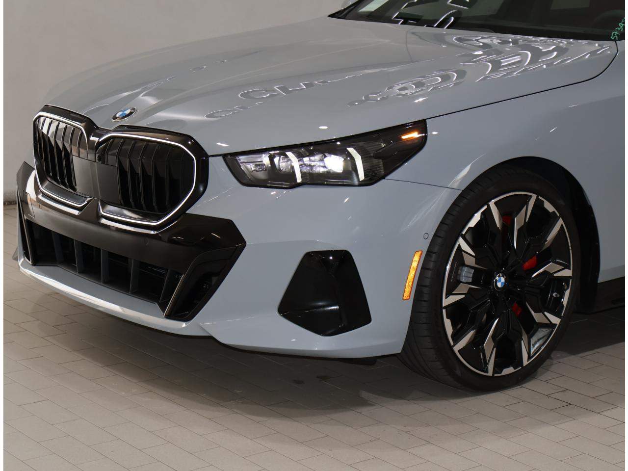 2027 BMW 5-Series 540i xDrive Sedan