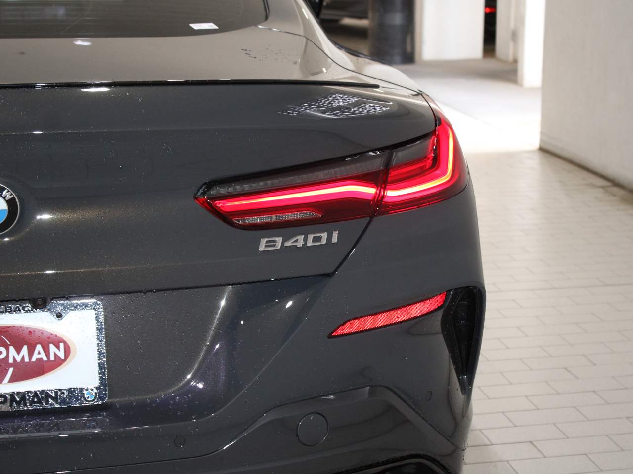 2025 BMW 8 Series 840i - Photo 7