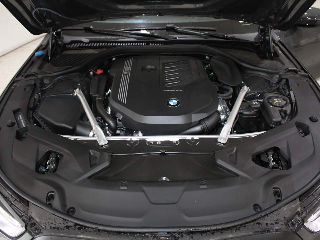 2025 BMW 8 Series 840i - Photo 20