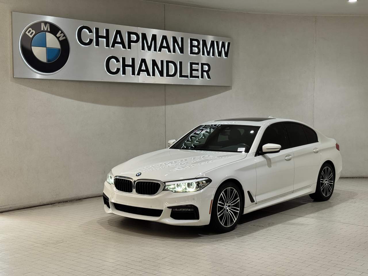 2019 BMW 5-Series 540i