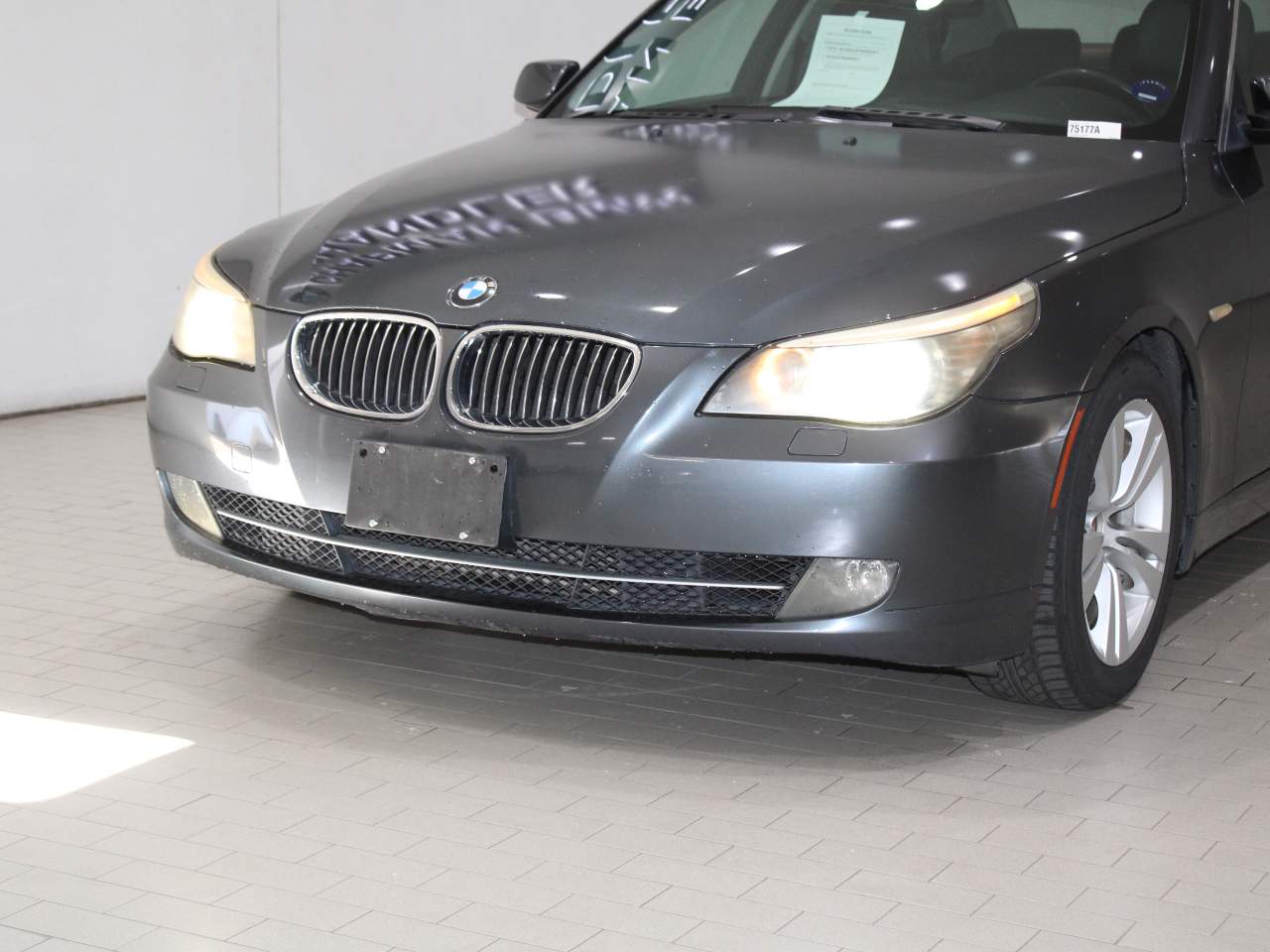 2009 BMW 5-Series 528i