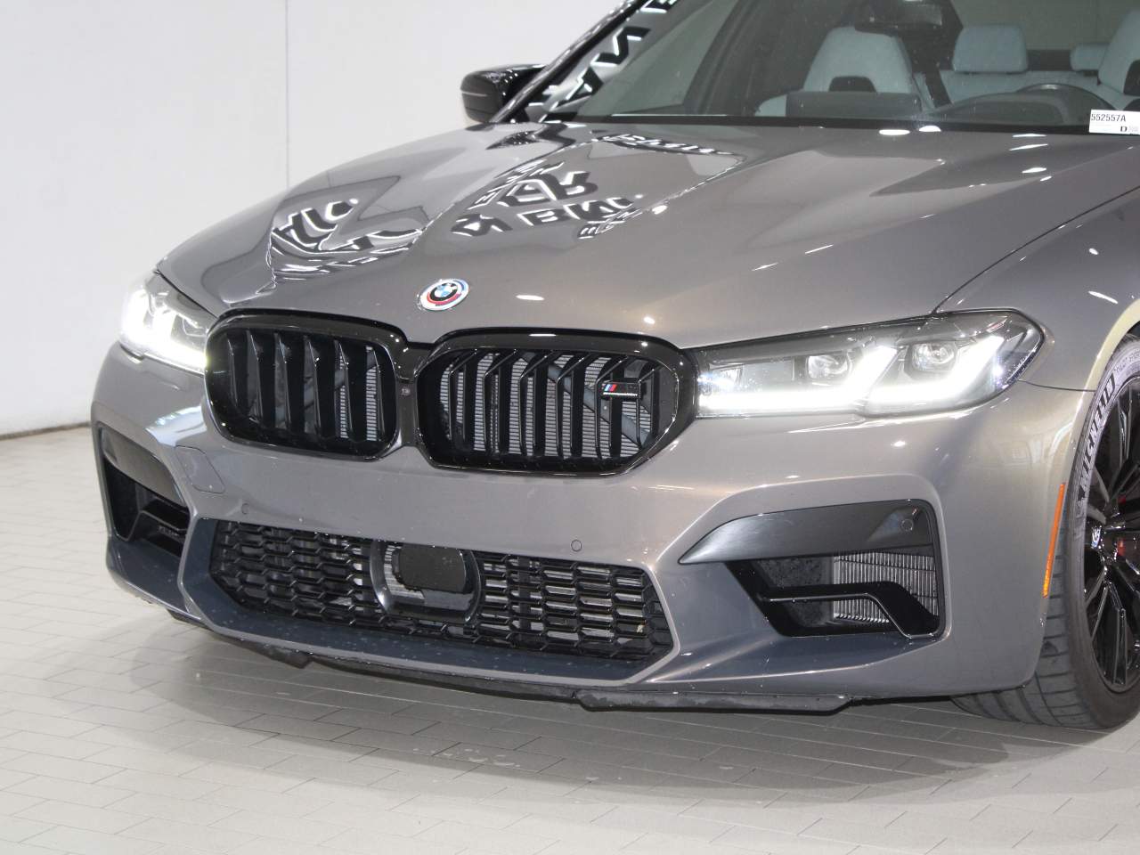2022 BMW M5  