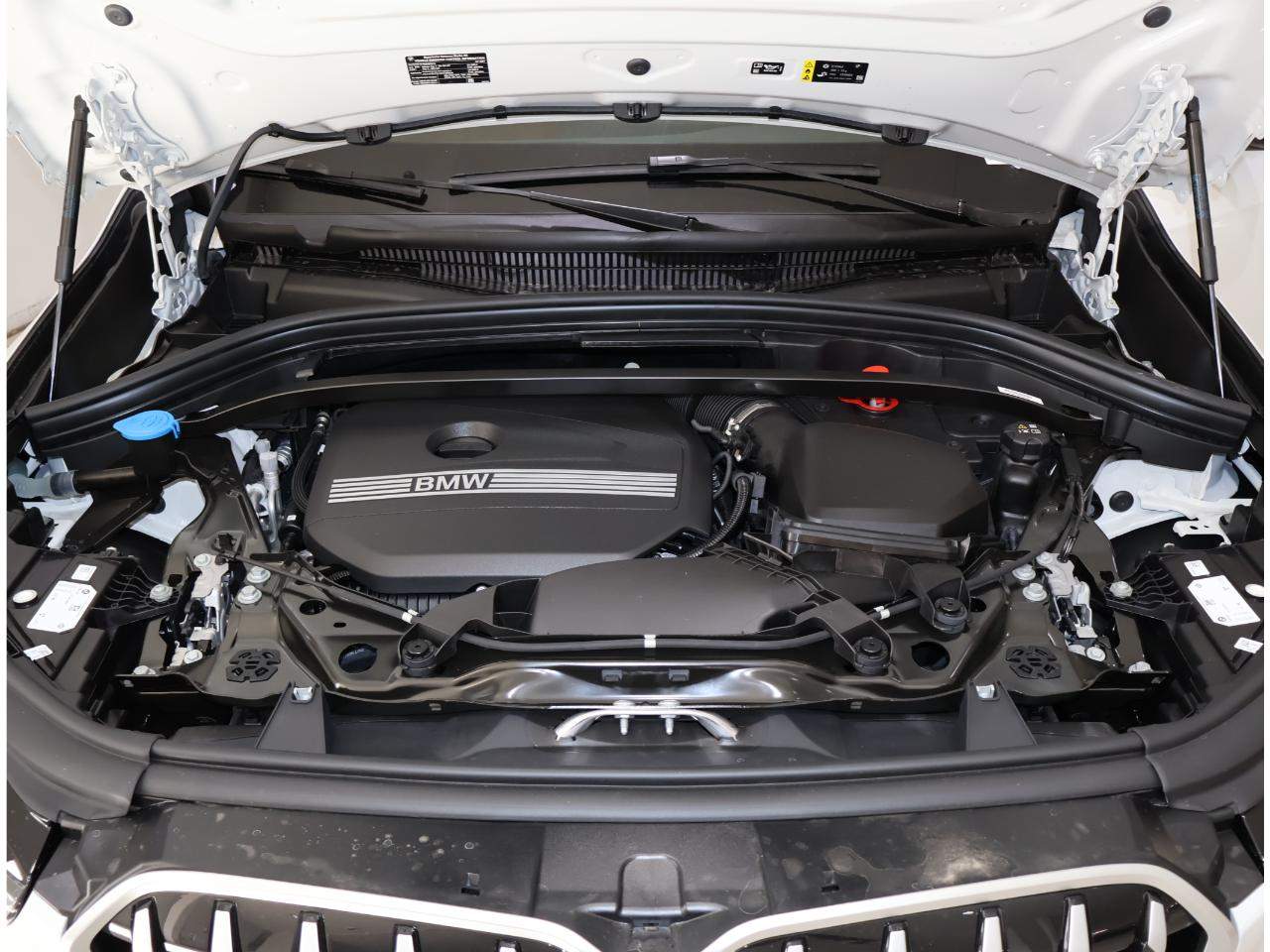 2027 BMW X1 xDrive28i