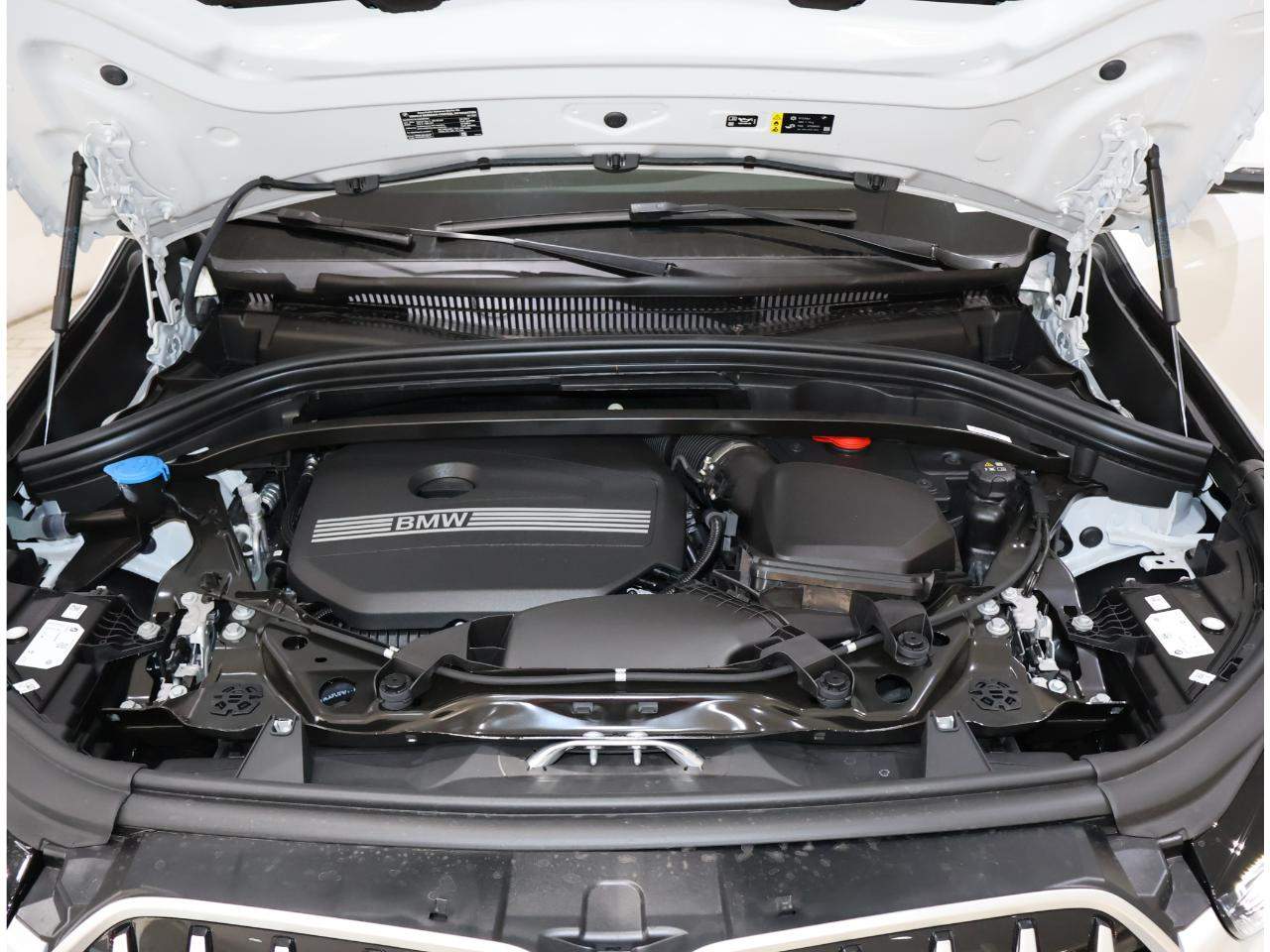 2027 BMW X1 xDrive28i