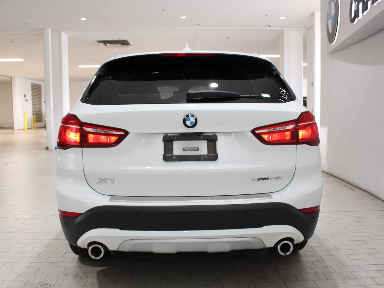 2020 BMW X1 28i photo 6