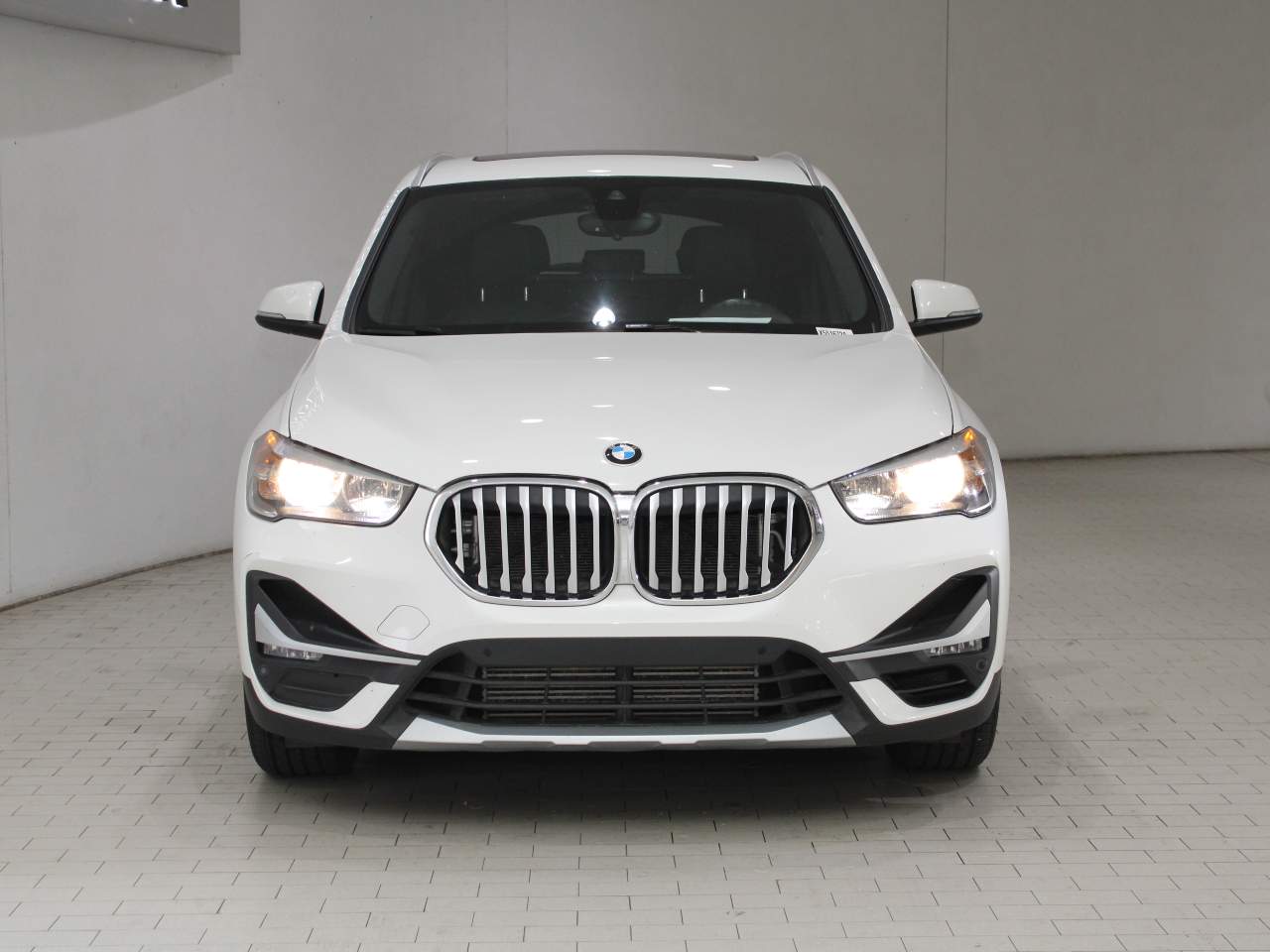 2020 BMW X1 28i photo 10