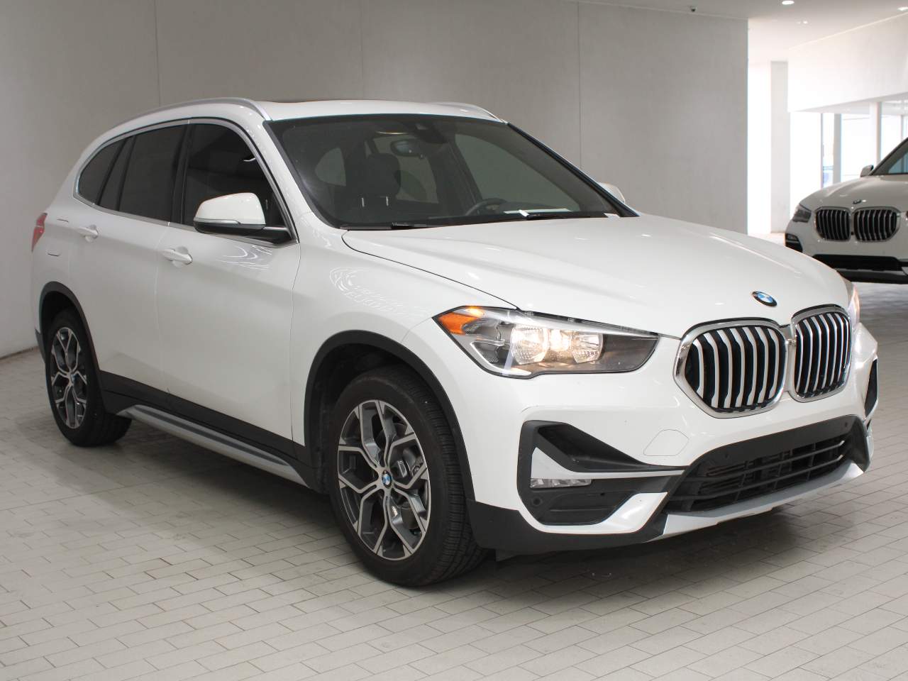 2020 BMW X1 28i photo 9