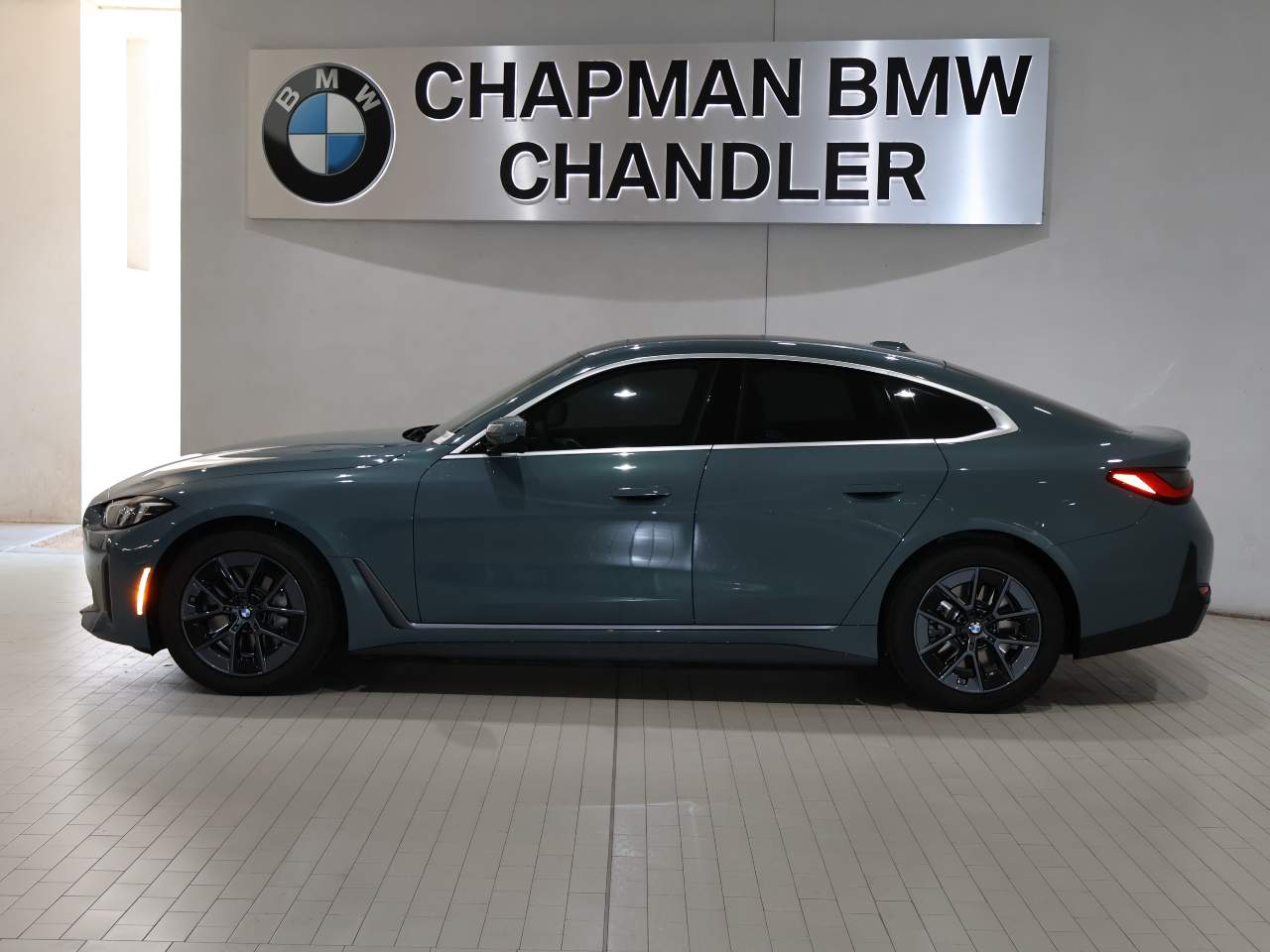 Used 2025 BMW i4 40 with VIN WBY23HD0XSFU88476 for sale in Chandler, AZ