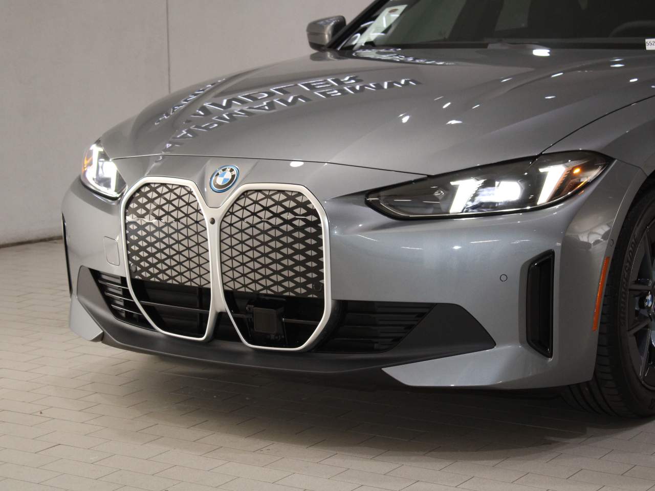 2025 BMW i4 eDrive40