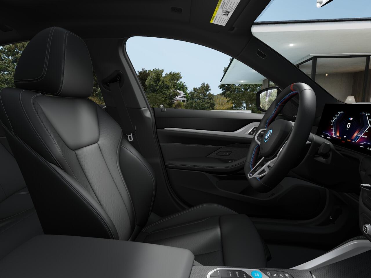 2025 BMW i4 M50 - Photo 9
