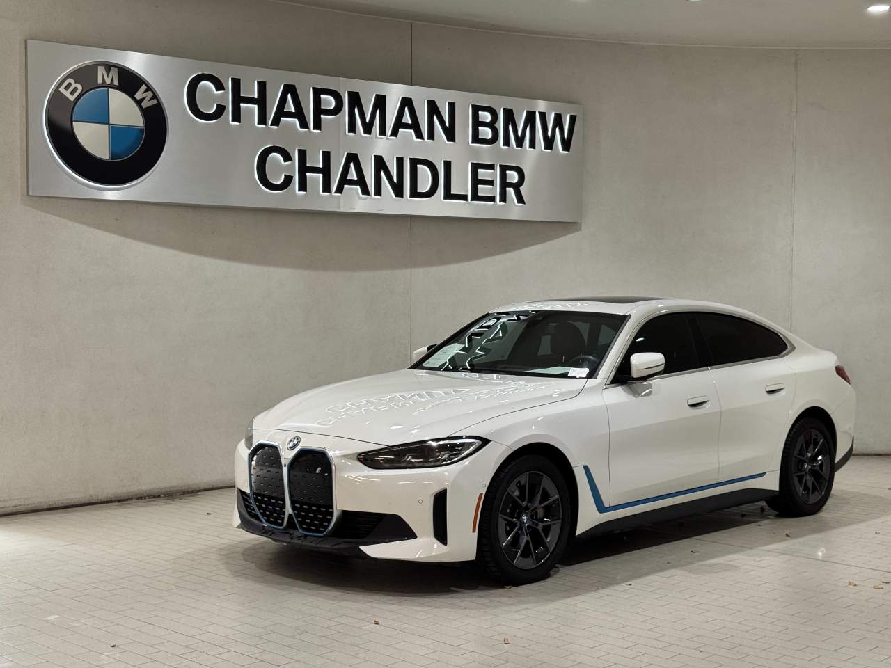 2023 BMW i4 eDrive35's photo
