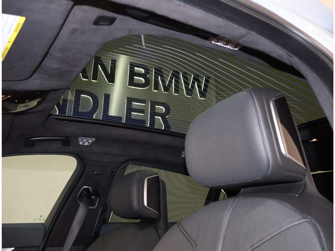 2026 BMW i7 M70 - Photo 16