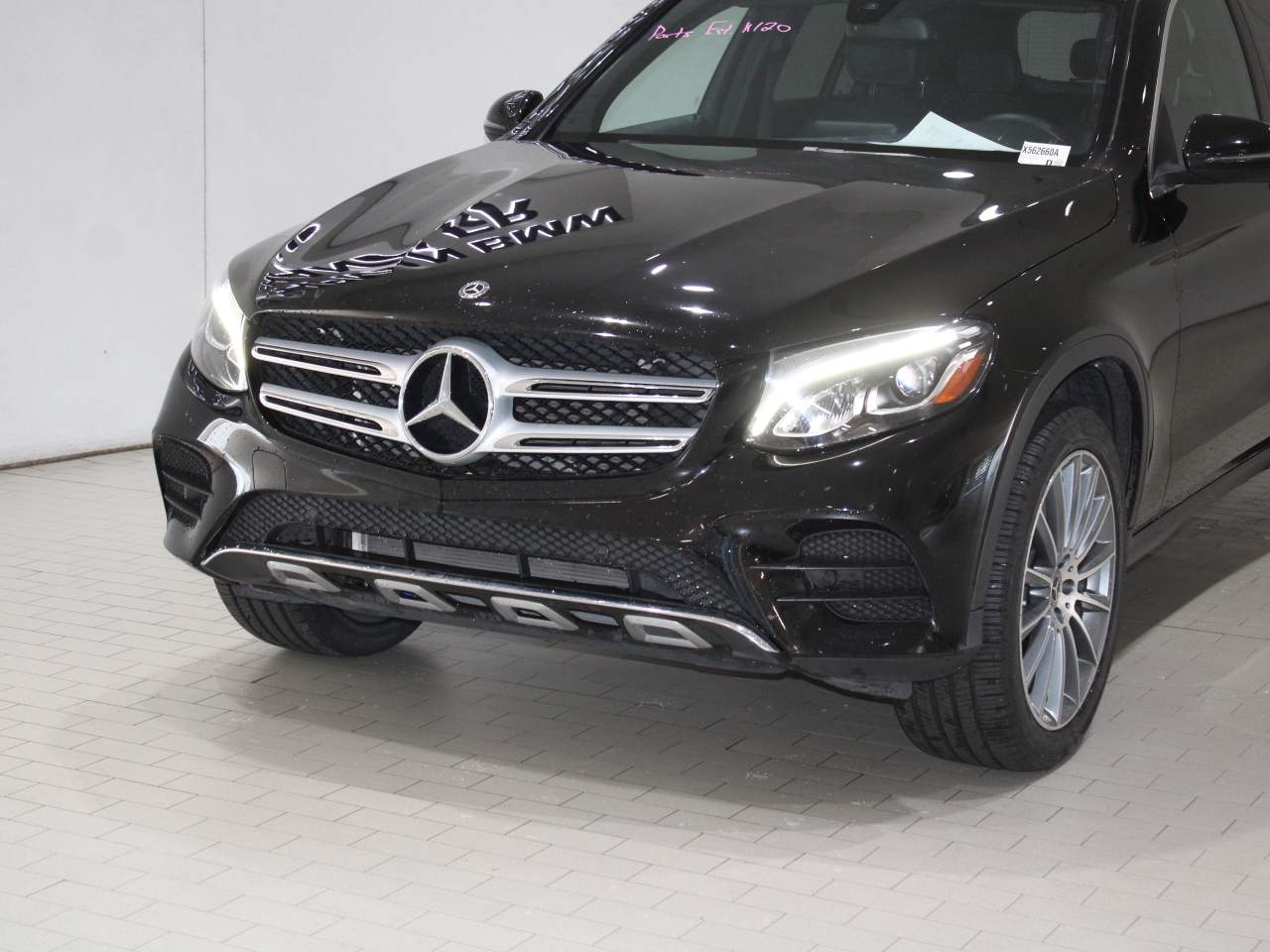 2019 Mercedes Benz GLC 300 4MATIC photo 3