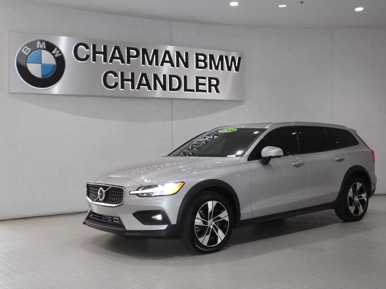 2024 Volvo V60 Cross Country B5 Plus