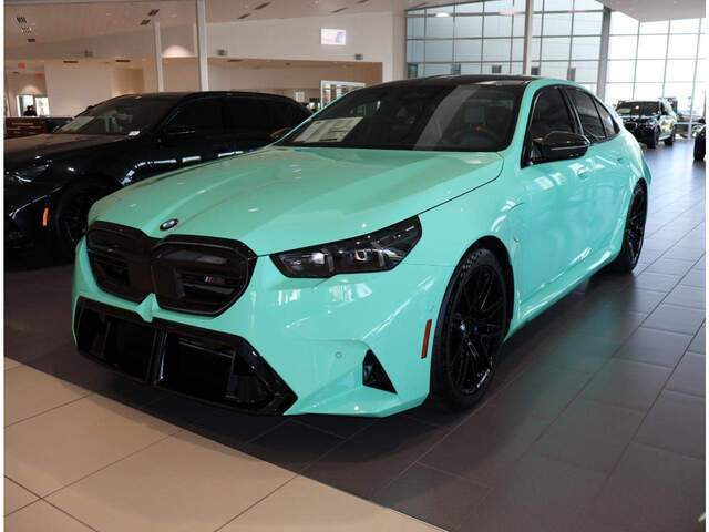 2027 BMW M5