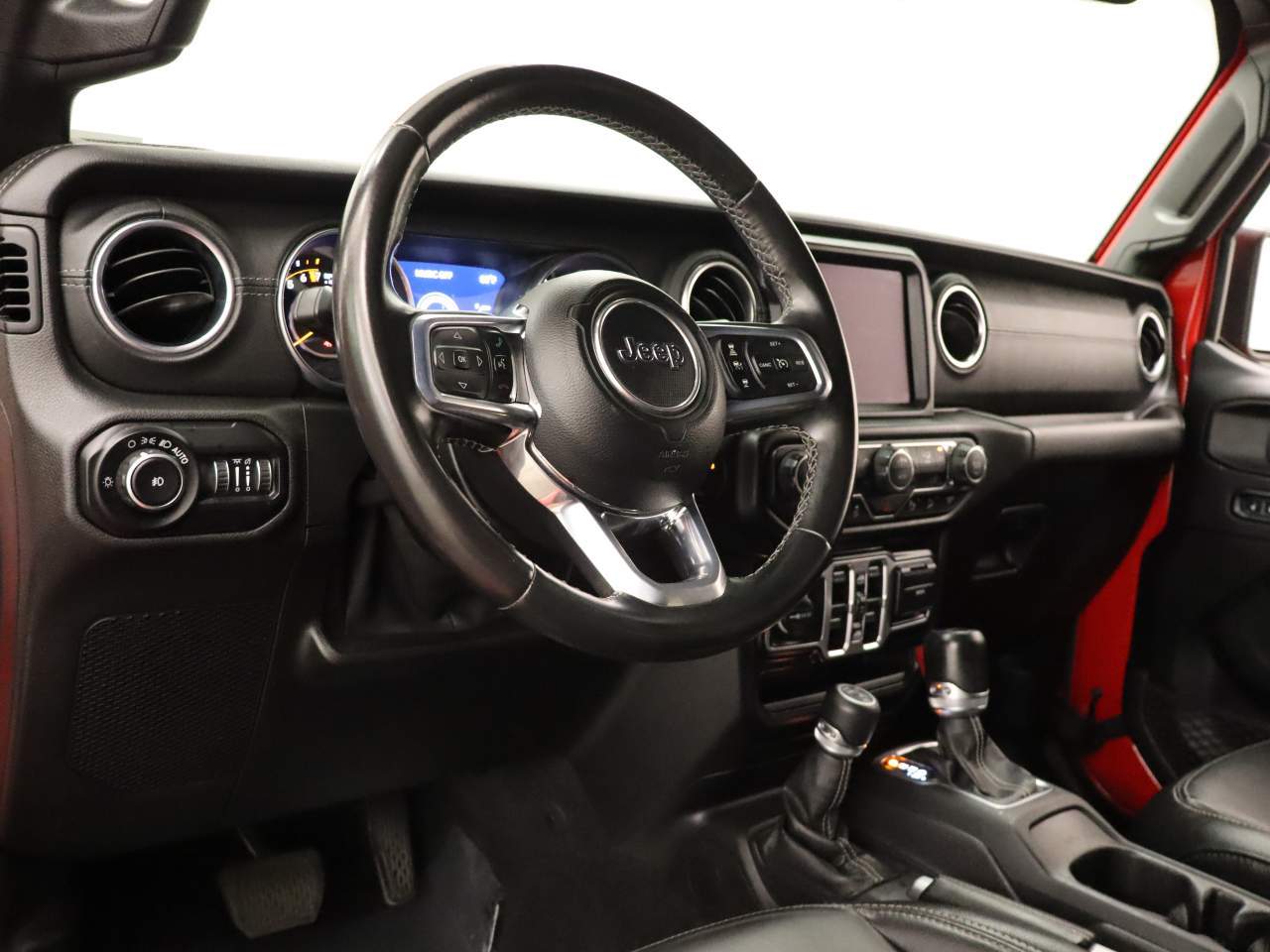 2021 Jeep Wrangler Unlimited Sahara - Photo 15