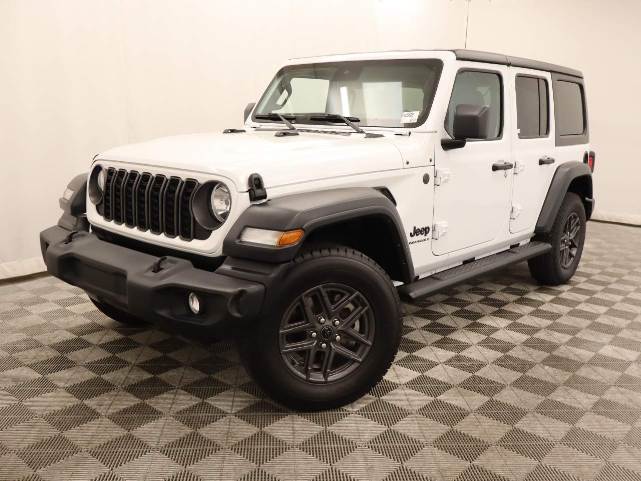 2024 Jeep Wrangler Sport S's photo