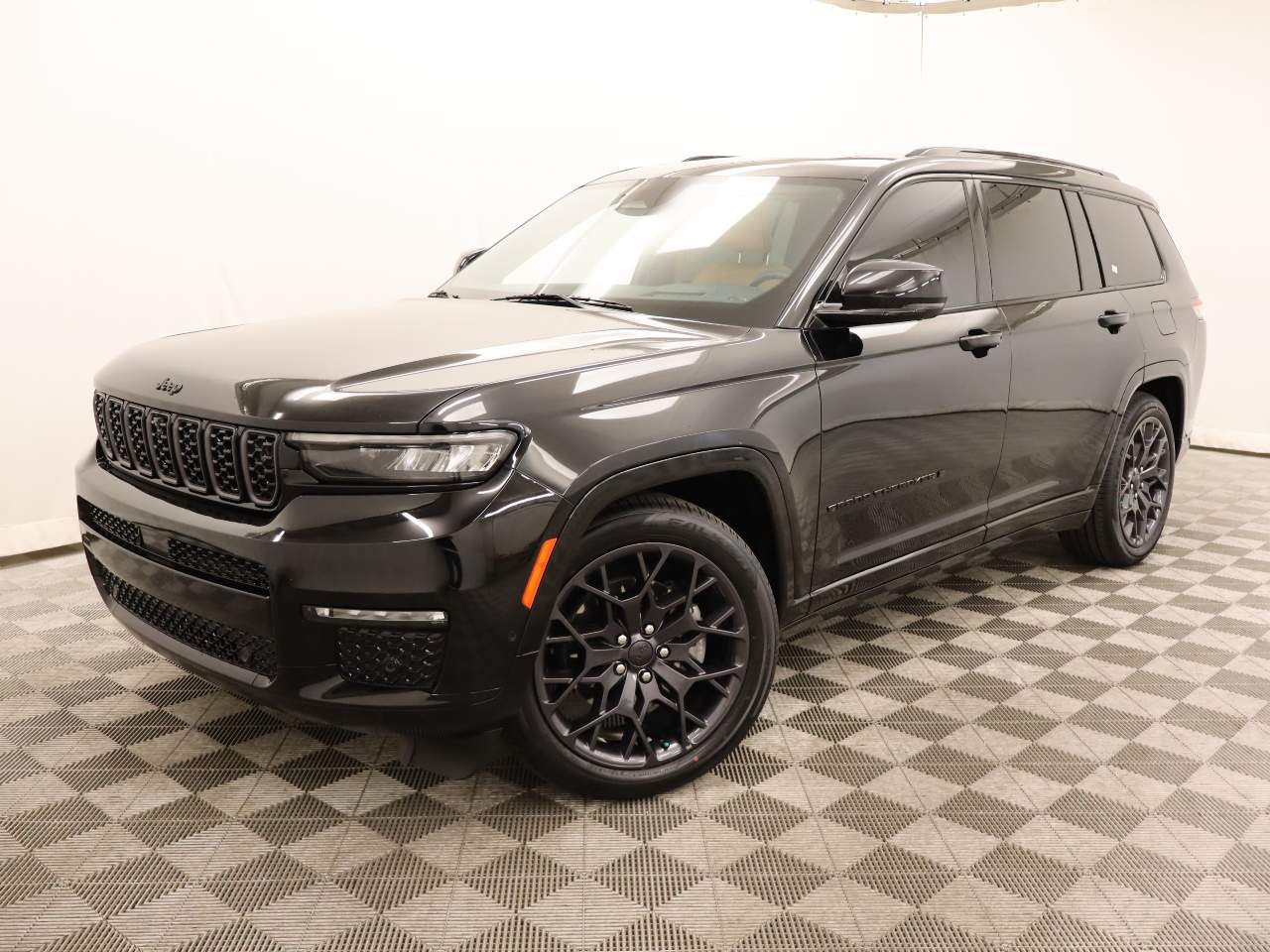 2023 Jeep Grand Cherokee L Summit