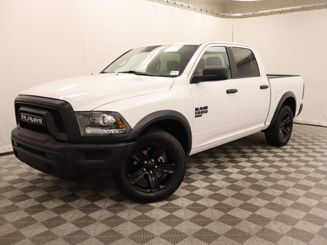 2024 Ram 1500 Classic Warlock Crew Cab