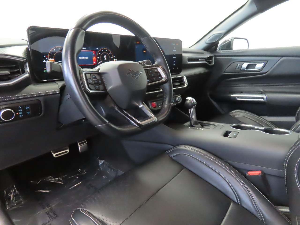 2025 Ford Mustang EcoBoost Premium - Photo 7
