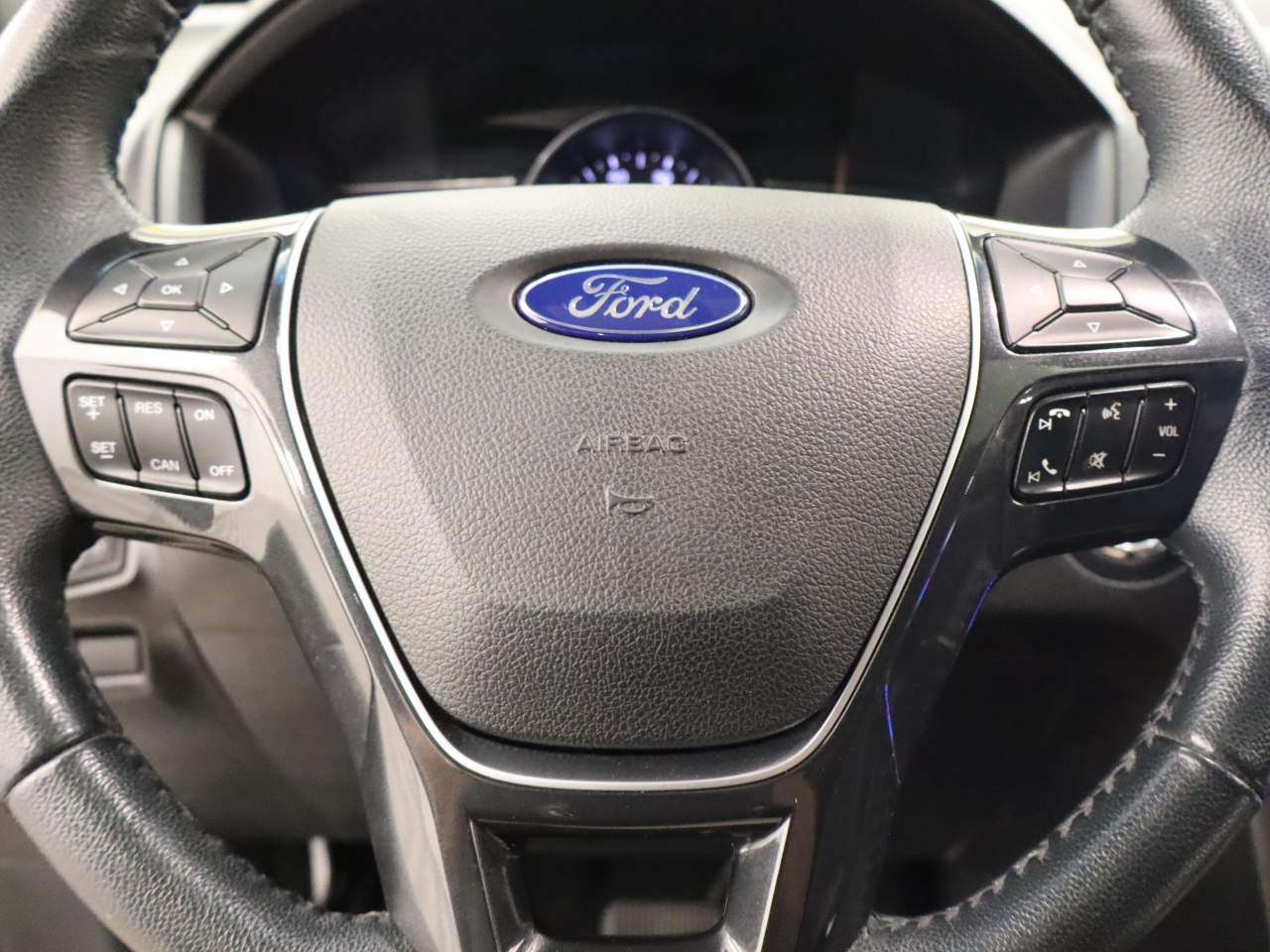 2019 Ford Explorer Limited - Photo 12