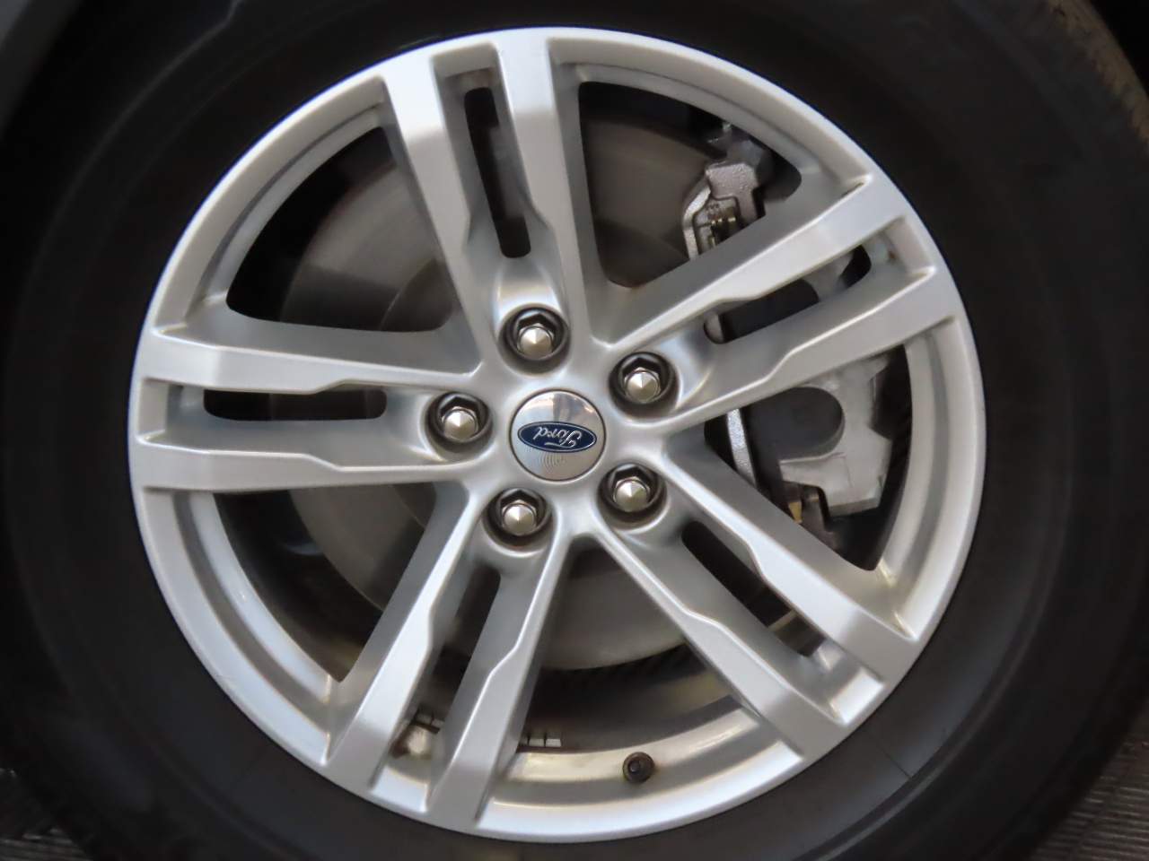 2023 Ford Explorer XLT - Photo 6