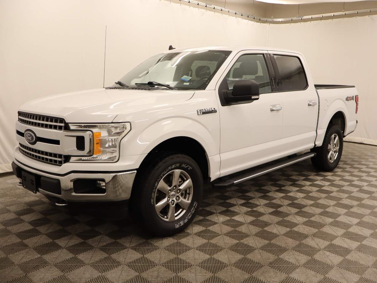 2020 Ford F-150 XLT Crew Cab