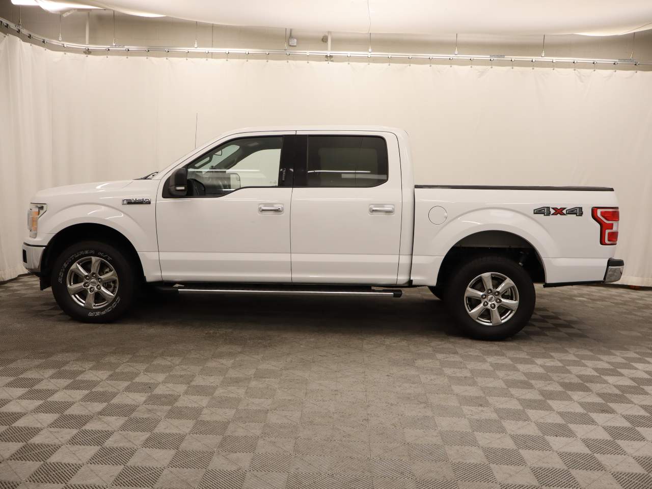 2020 Ford F-150 XLT Crew Cab