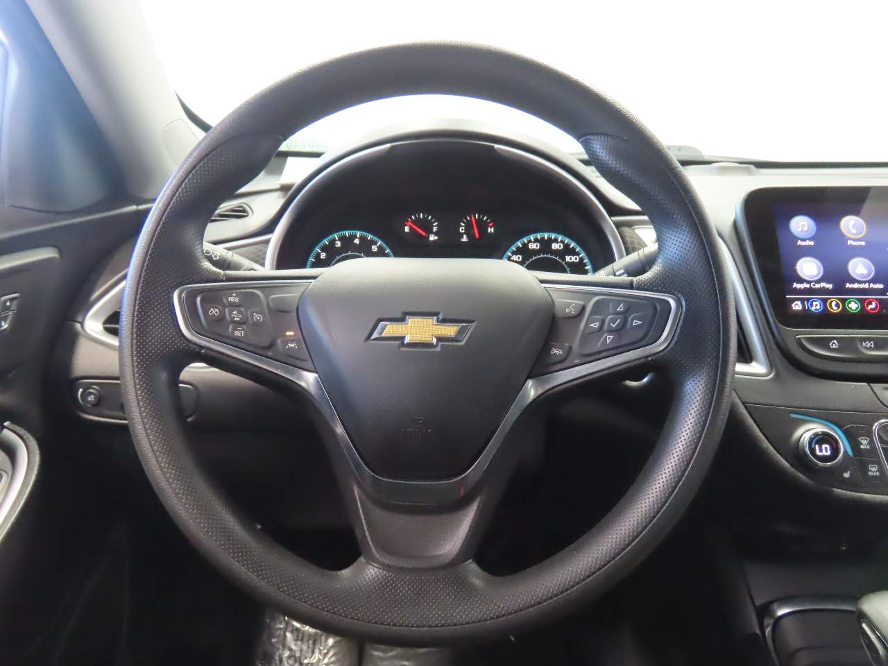 2024 Chevrolet Malibu 1LT - Photo 12