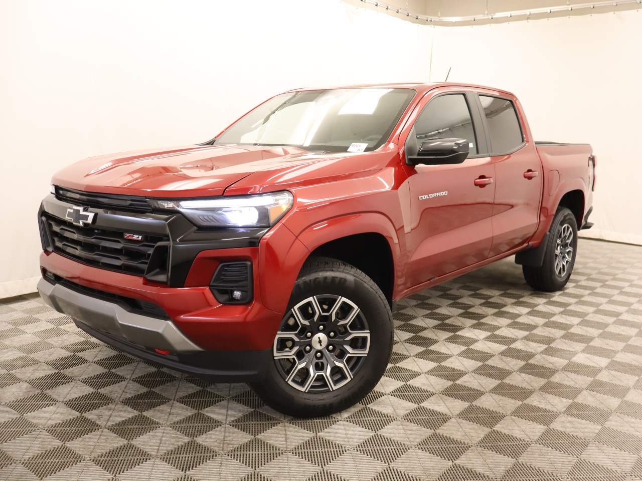 2023 Chevrolet Colorado Z71 - Photo 1