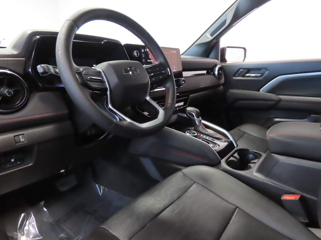 2023 Chevrolet Colorado Z71 - Photo 14