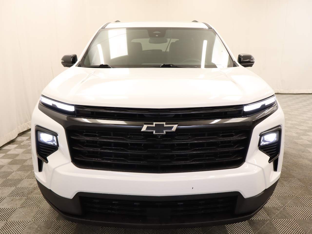 2025 Chevrolet Traverse LT - Photo 4