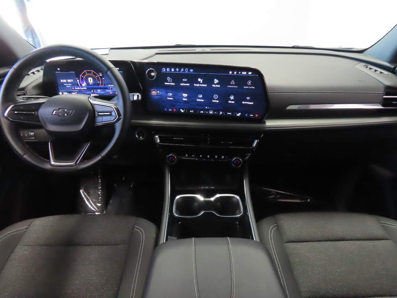 2025 Chevrolet Traverse LT - Photo 11