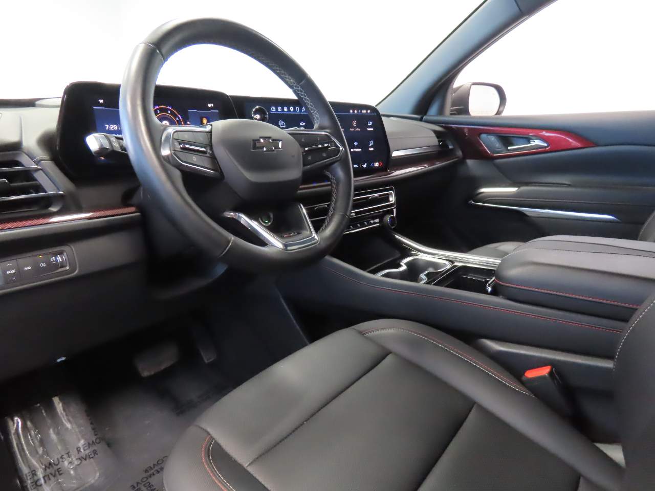 2025 Chevrolet Traverse Z71 - Photo 14