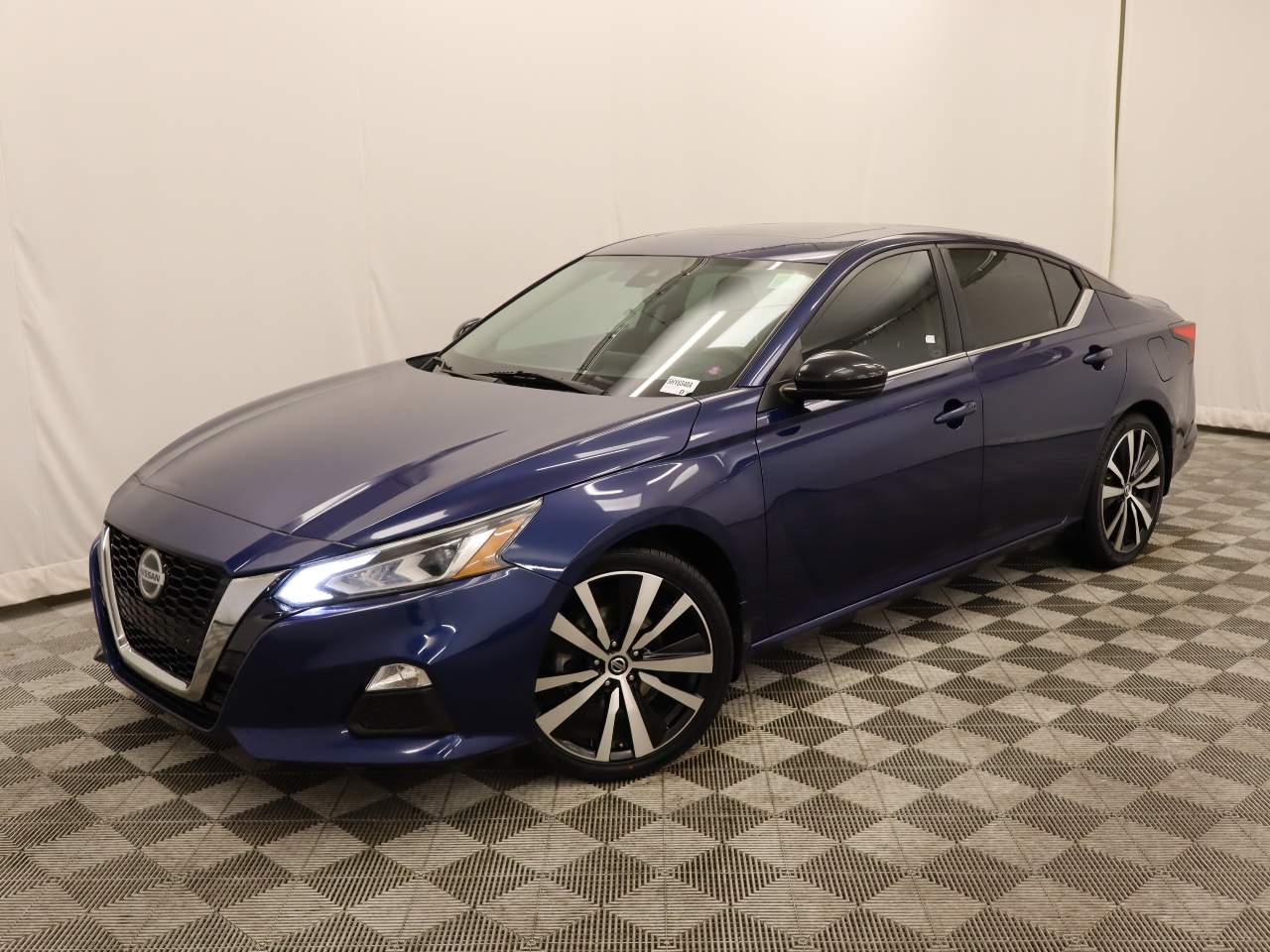 2020 Nissan Altima SR