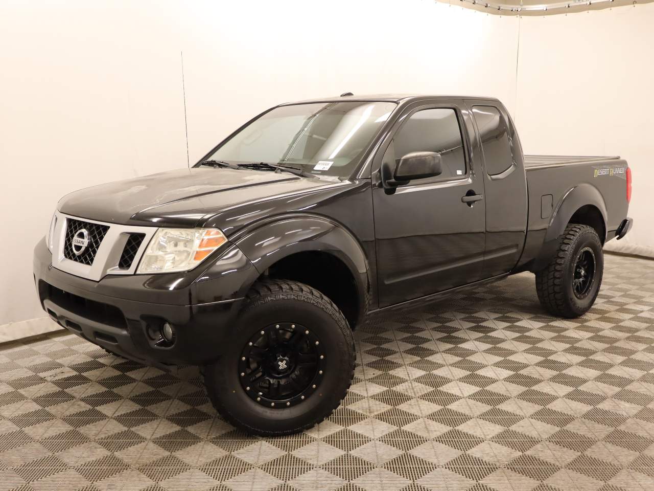 2014 Nissan Frontier Desert Runner Extended Cab