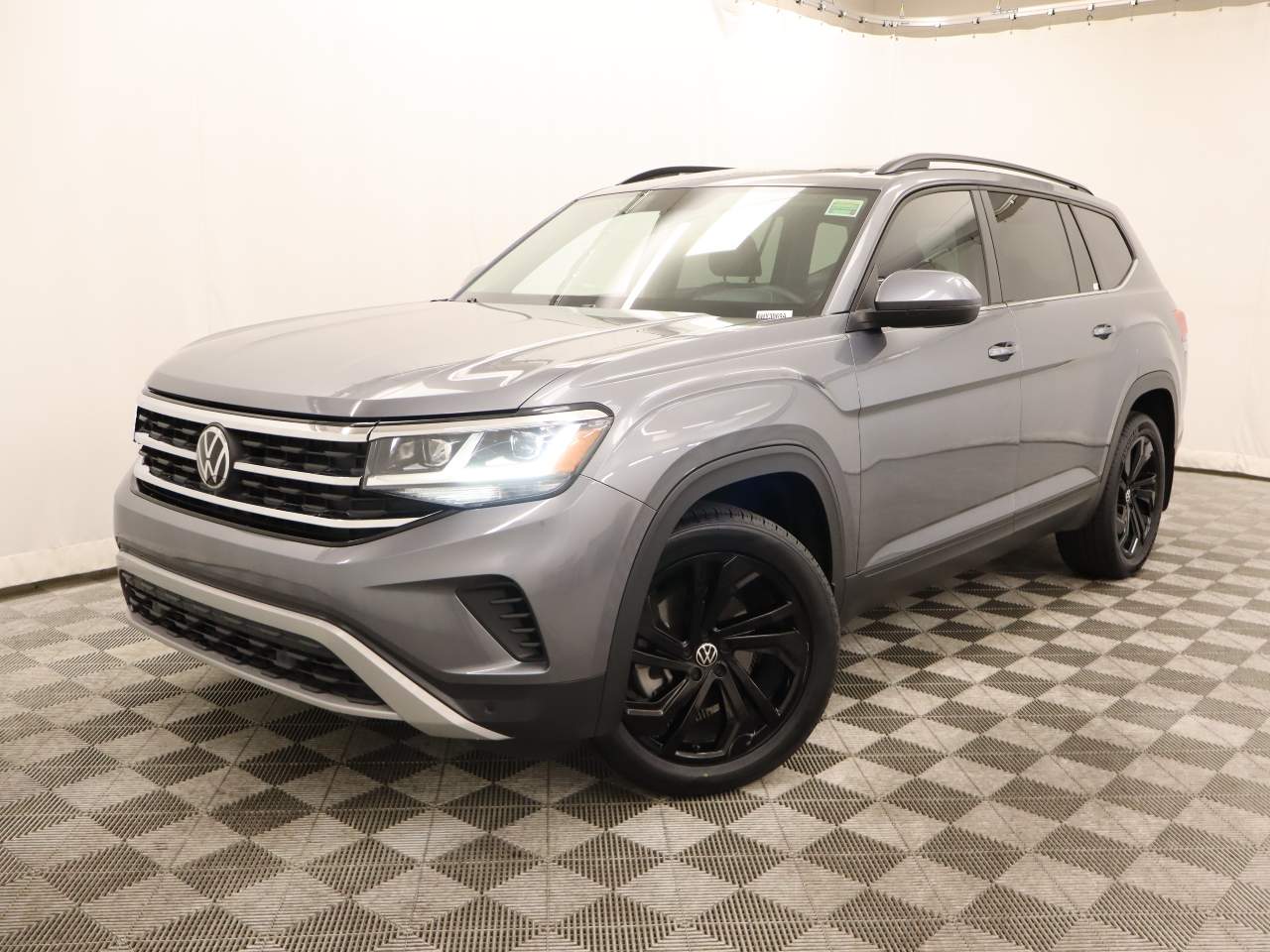 2023 Volkswagen Atlas V6 SE
