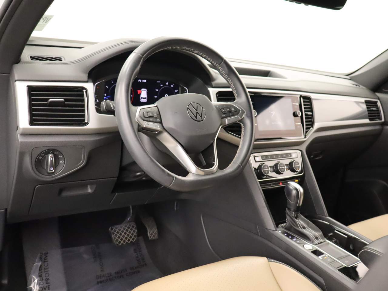 2023 Volkswagen Atlas Cross Sport SE w/Tech - Photo 14
