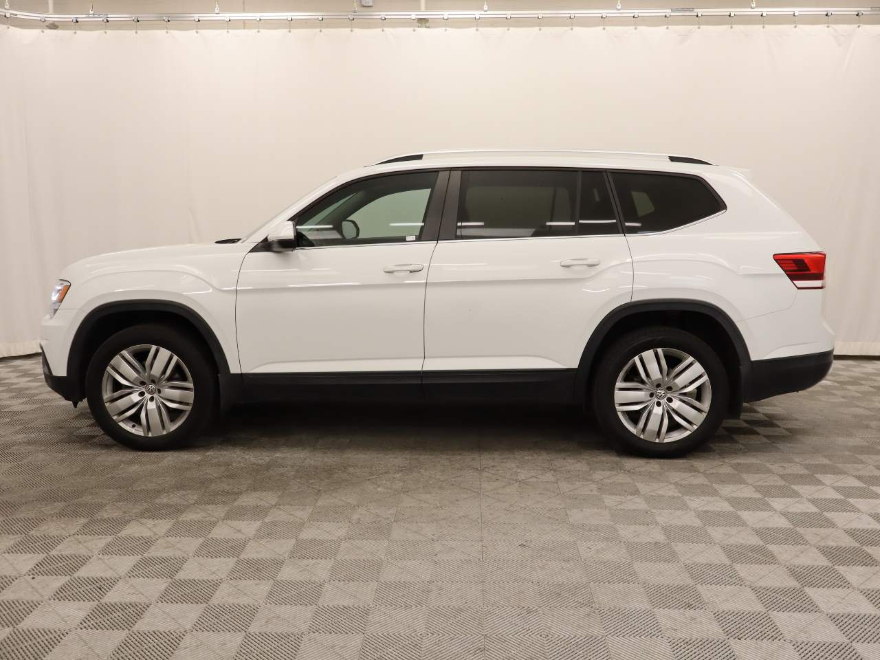 2019 Volkswagen Atlas V6 SE